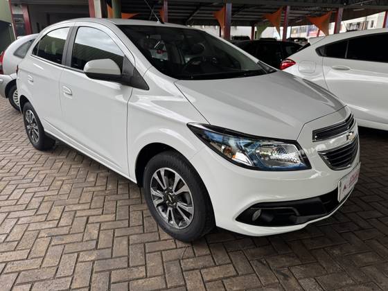 CHEVROLET ONIX 1.4 MPFI LTZ 8V FLEX 4P AUTOMÁTICO